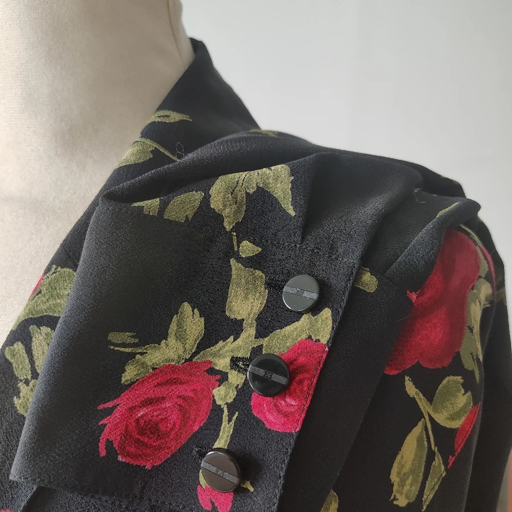 Escada, Roses Blouse - Picture 3 of 5